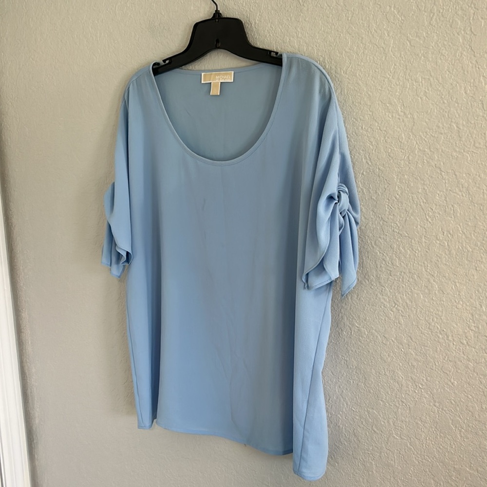 Office/night out baby blue blouse - Picture 2 of 6